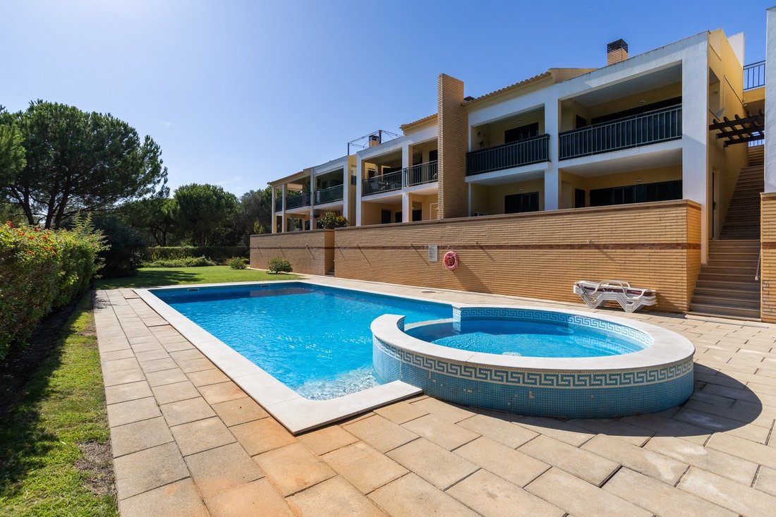 Apartment in Vilamoura, Quarteira, Algarve 1 - 16408138