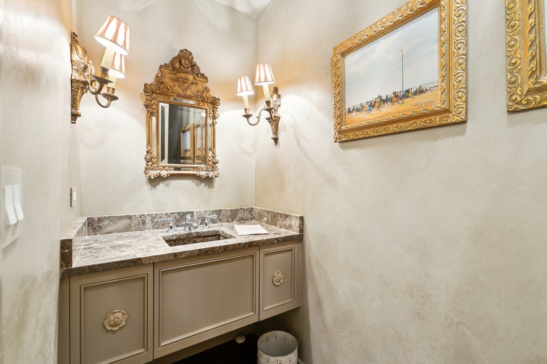 Condo in New Orleans, Louisiana, United States 3 - 16408165