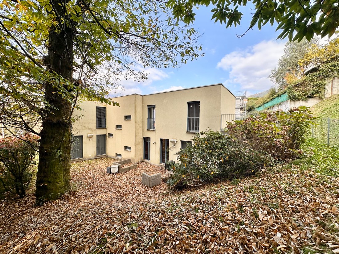 Modern Independent Villa In A Sunny And Peaceful Residential Area Near Lugano