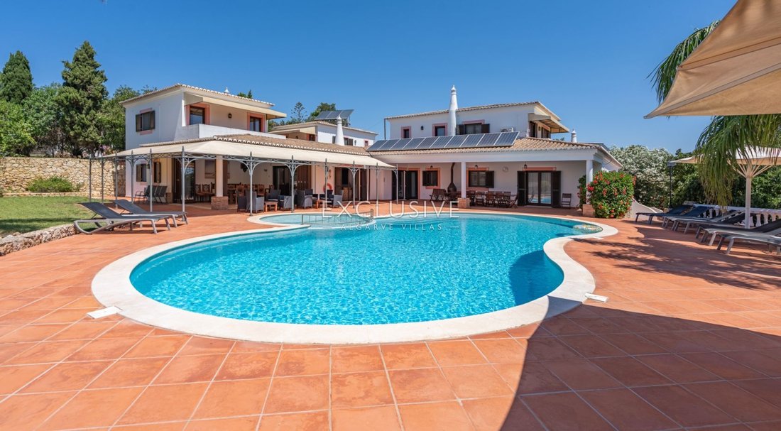 Villa in Carvoeiro, Algarve, Portugal 2 - 16408563