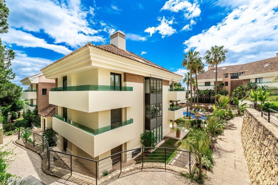 Apartment in Marbella, Andalusia, Spain 5 - 16413096