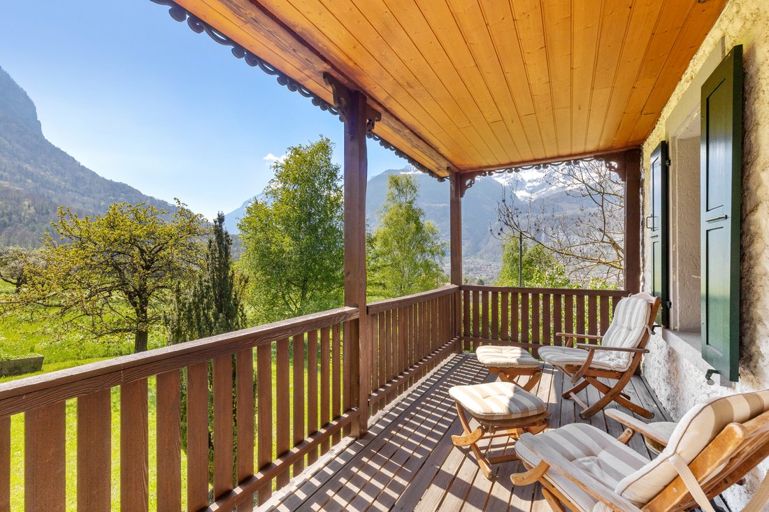 Elegant Character Property In The Heart Of A Haven Of Peace