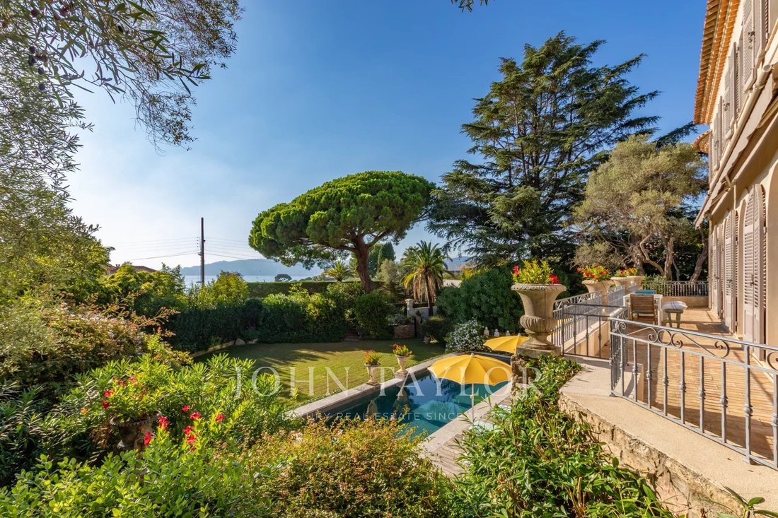 Villa in Antibes, Provence-Alpes-Côte d'Azur, France 3 - 16409405