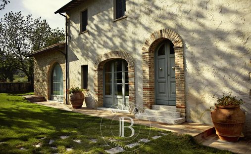 Castle for Sale in Cetona, Tuscany, Italy