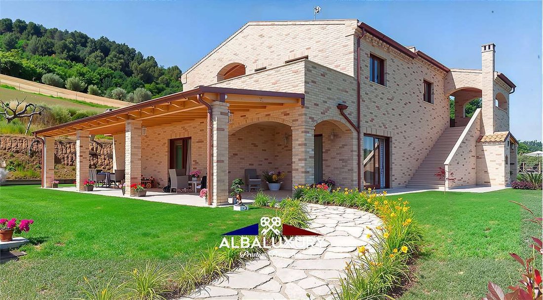 Villa in Cupra Marittima, Marche, Italy 4 - 15543316