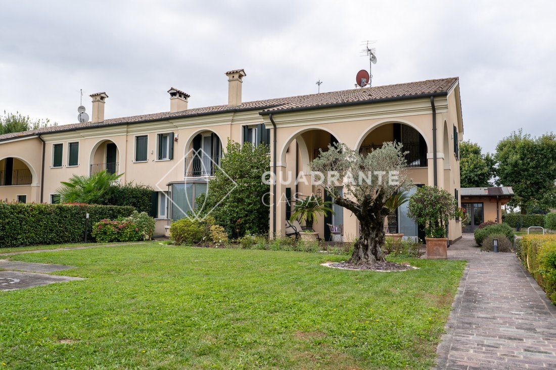 House in Santa Giustina in Colle, Veneto, Italy 1 - 16412394
