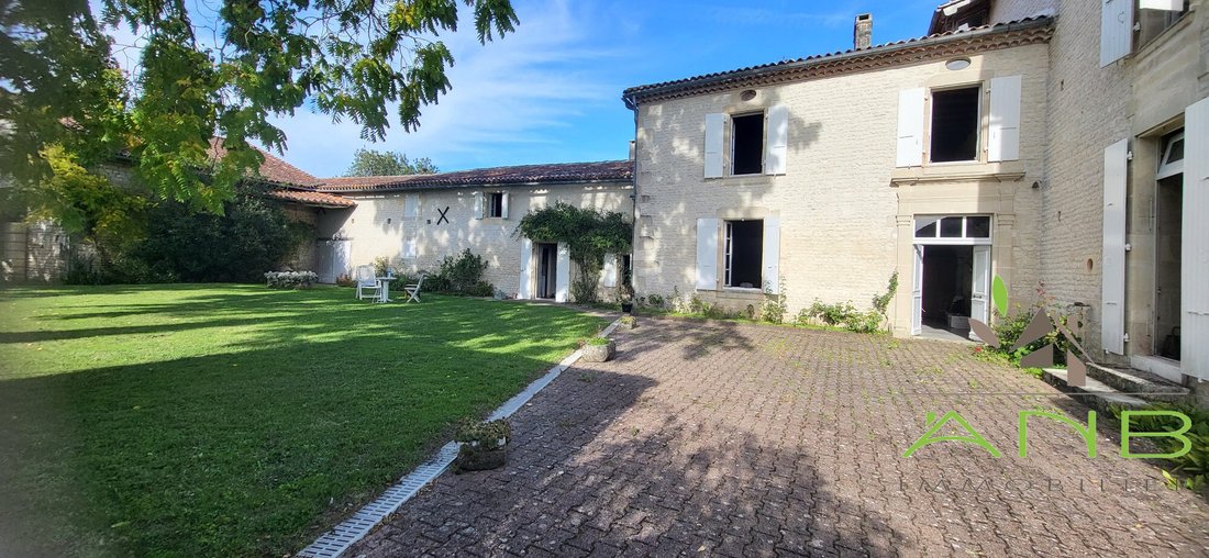 House in Matha, Nouvelle-Aquitaine, France 3 - 16414588