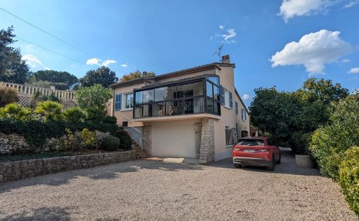 Villa in Carcès, Provence-Alpes-Côte d'Azur, France 1