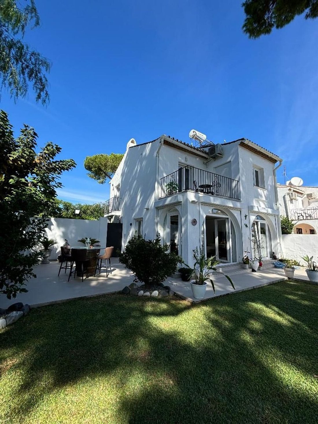 Villa in Atalaya-Isdabe, Estepona, Andalusia 1 - 16413081