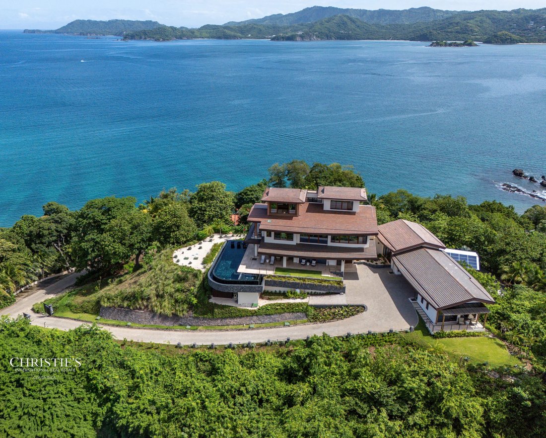 Villa in Playa Flamingo, Guanacaste Province, Costa Rica 2 - 16410596