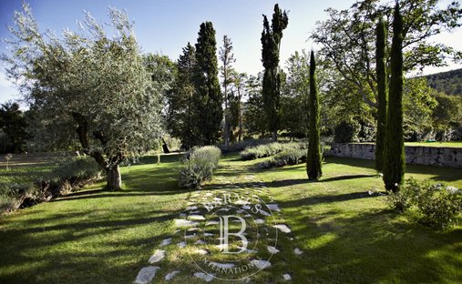 Castle for Sale in Cetona, Tuscany, Italy