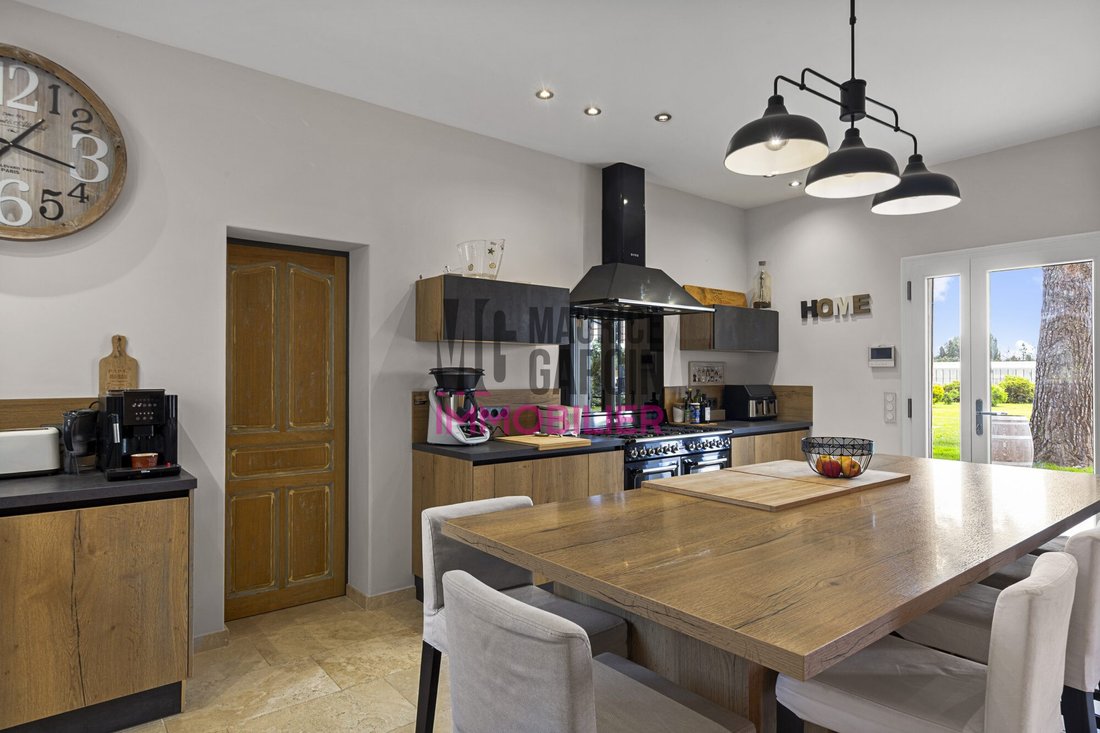 House in Châteaurenard, Provence-Alpes-Côte d'Azur, France 5 - 16414607