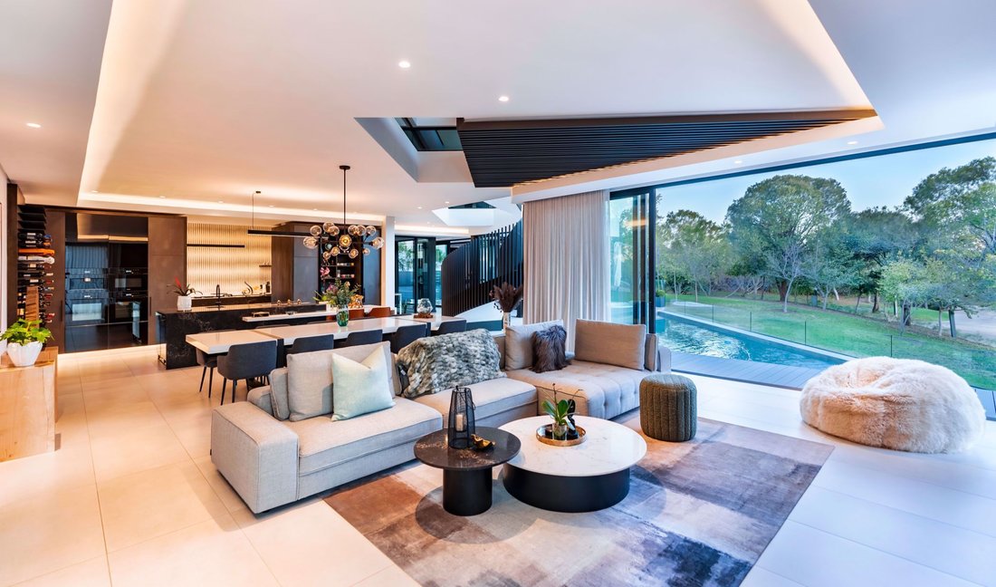 House in Riverglen, Gauteng, South Africa 5 - 16410941