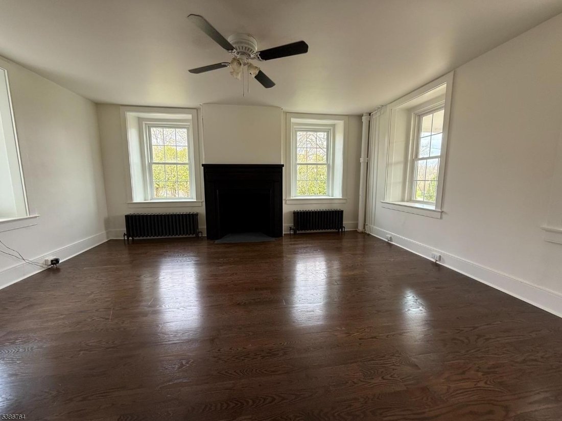 House in Frenchtown, New Jersey, United States 3 - 16412151