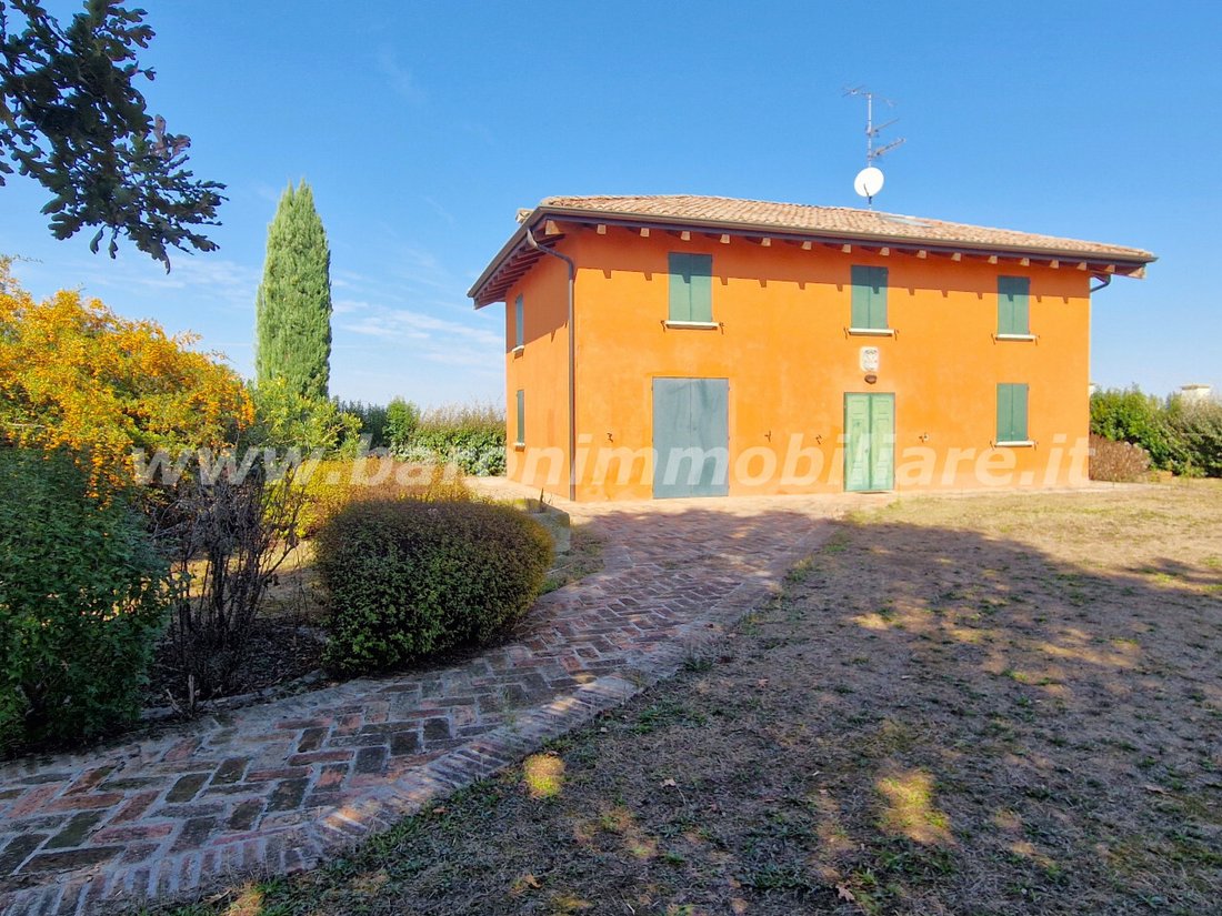 Villa in Anzola dell'Emilia, Emilia-Romagna, Italy 2 - 16412395