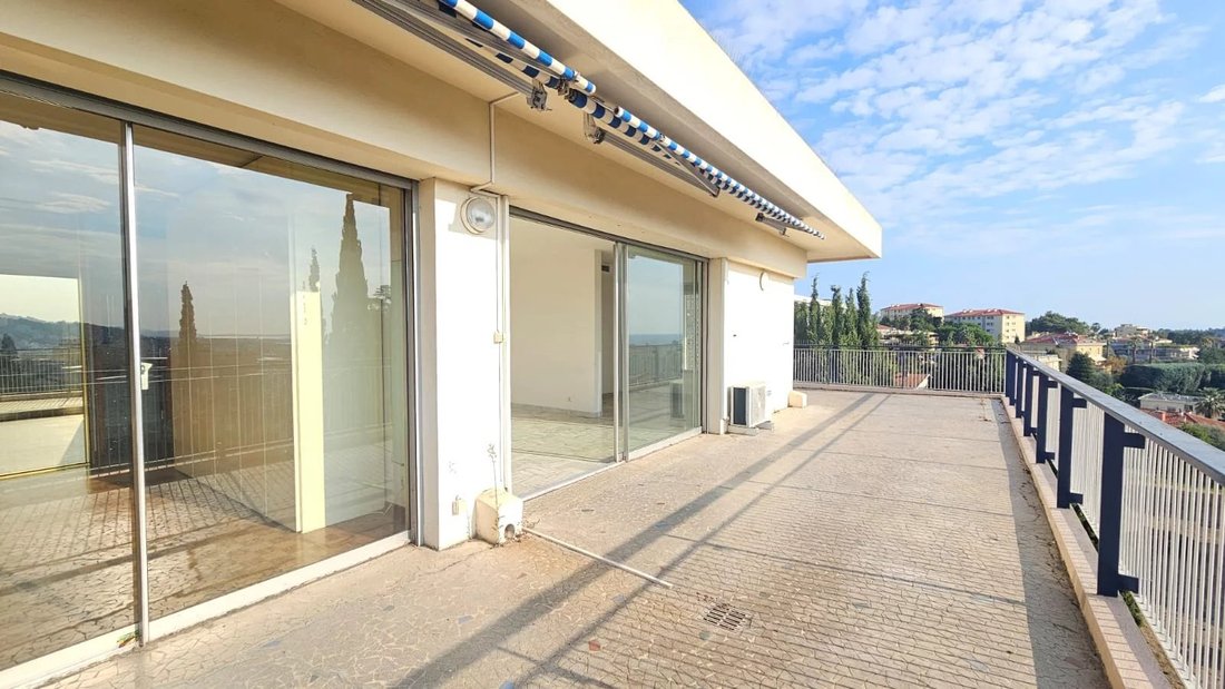Wohnung in Nizza, Provence-Alpes-Côte d'Azur, Frankreich 2 - 16402871