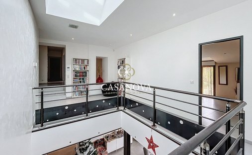 Castle for Sale in Pézenas, Occitanie, France