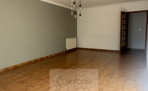 13th Historic Castle With Majestic Park And Pool