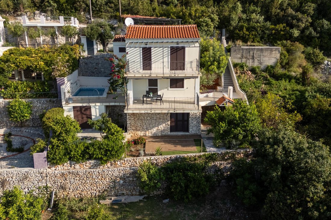 Villa in Podimoc, Dubrovnik-Neretva County, Croatia 2 - 15085833