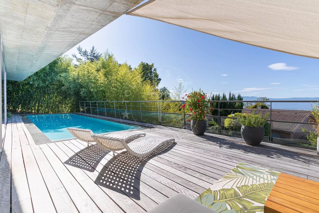 Villa in Beaumont, Auvergne-Rhône-Alpes, France 3 - 16412905
