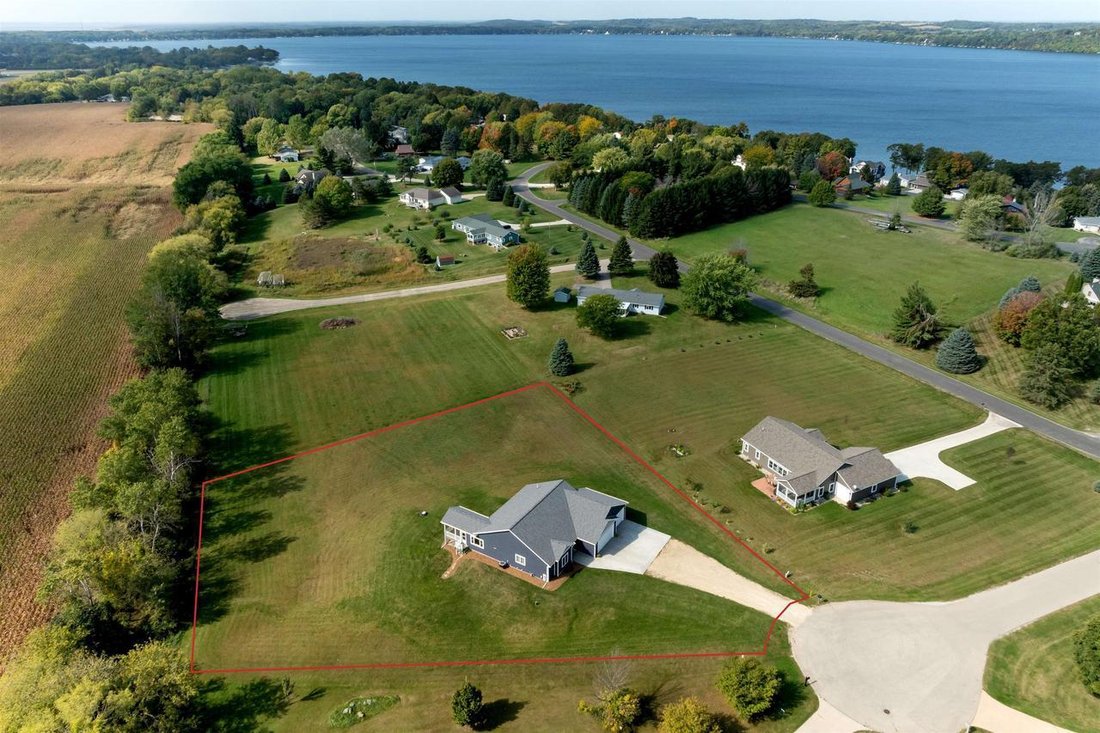 House in Markesan, Wisconsin, United States 2 - 16410373