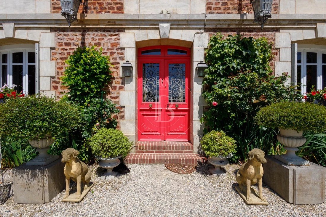 Estate in Tourgeville, Normandy, France 2 - 16408299
