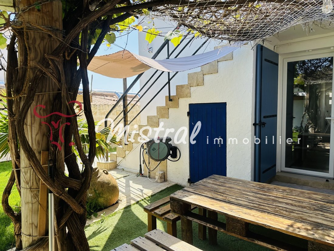 House in Saintes-Maries-de-la-Mer, Provence-Alpes-Côte d'Azur, France 4 - 16409410
