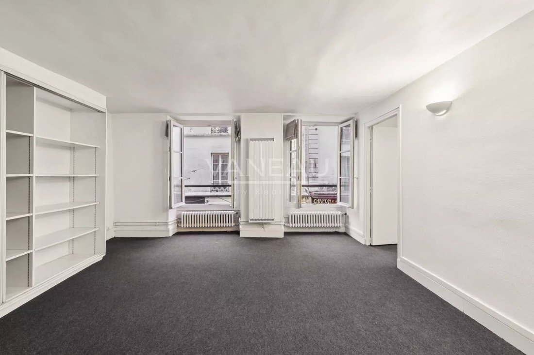 Apartment in Saint Thomas d'Aquin, Paris 7e Arrondissement, Paris 3 - 16408336