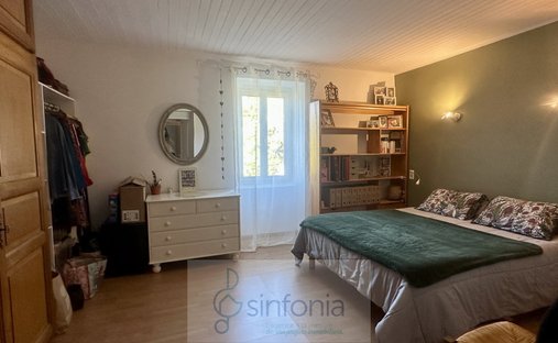 13th Historic Castle With Majestic Park And Pool