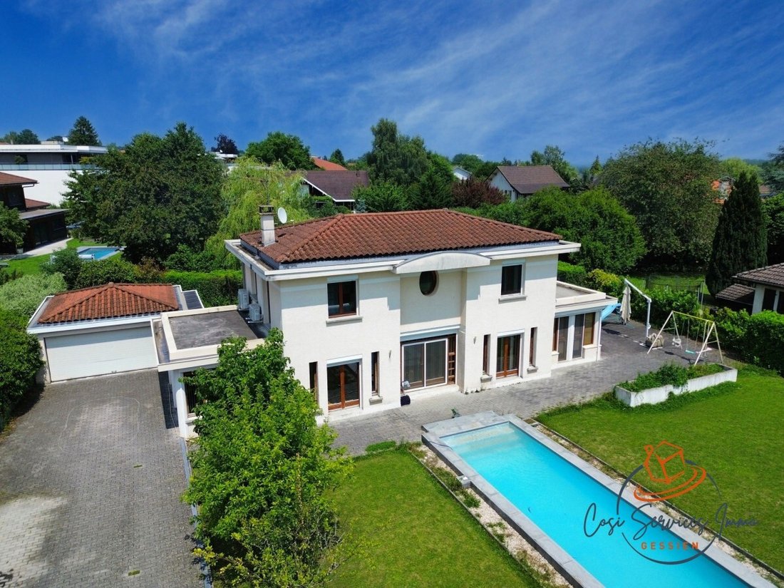Villa in Prévessin-Moëns, Auvergne-Rhône-Alpes, France 2 - 16409553