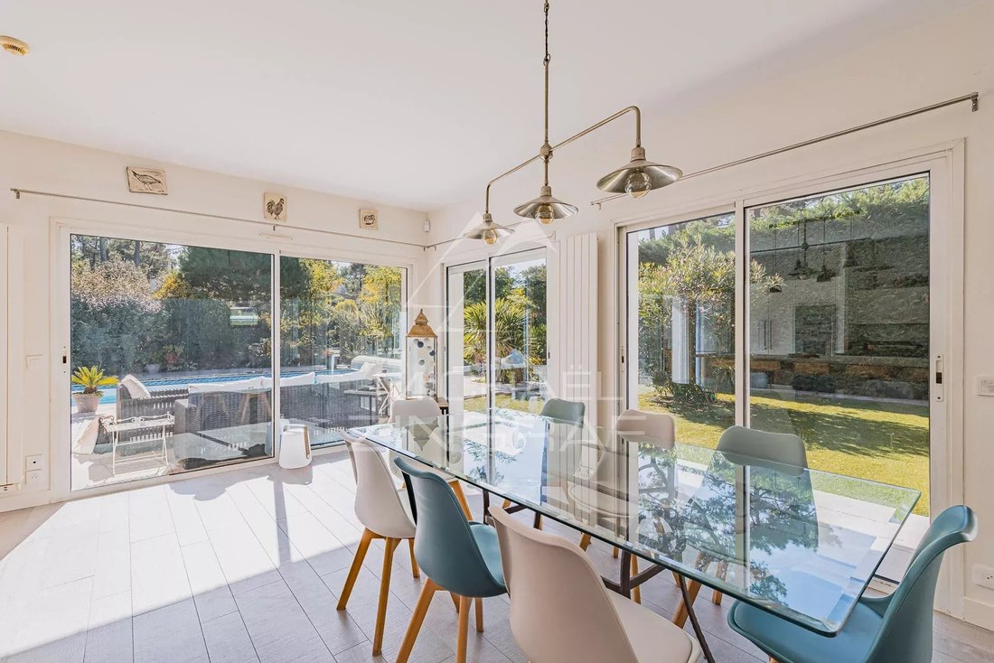 House in Le Moulleau-Les Abatilles, Arcachon, France 2 - 16409761