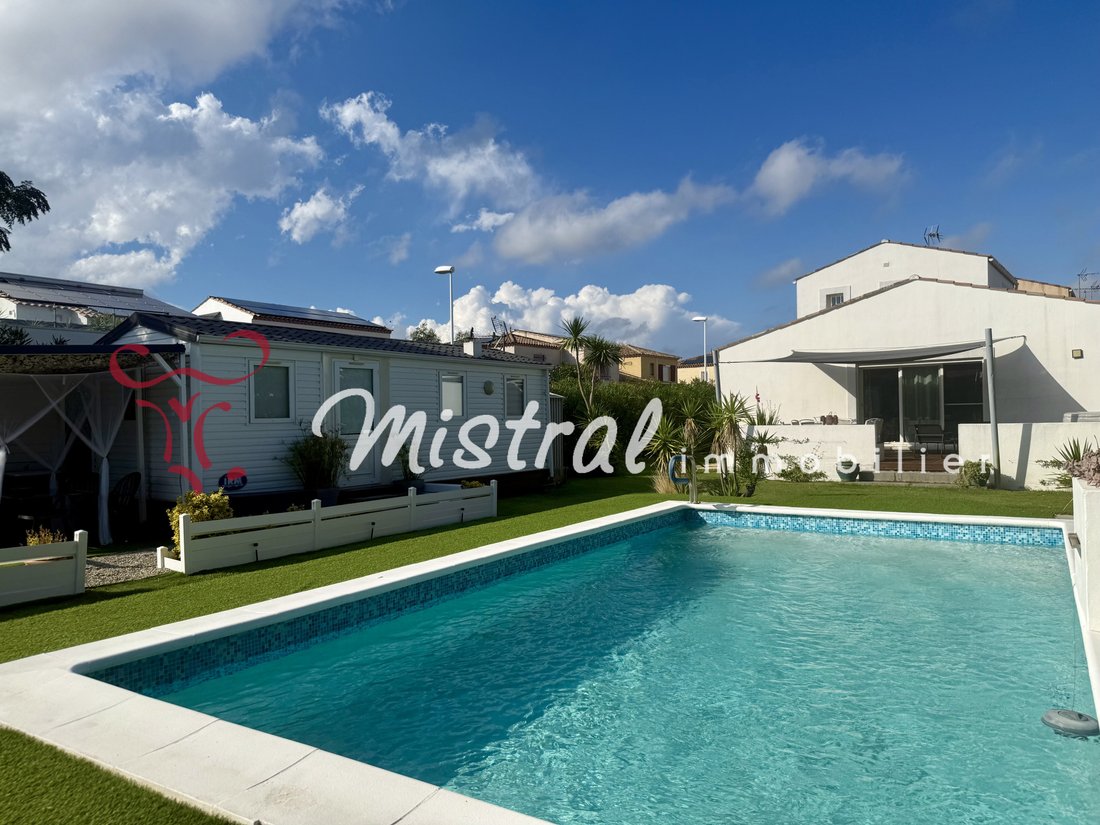 Villa in Centre Ville, Aigues-Mortes, France 1 - 16409725