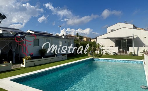 Villa in Centre Ville, Aigues-Mortes, France 1