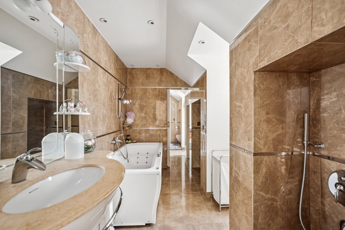 Altro a Begnins, Vaud, Svizzera 5 - 16410324
