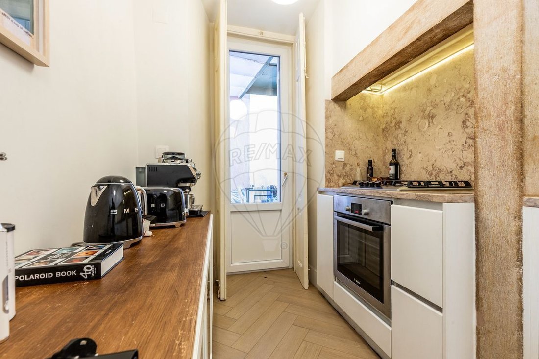 Apartment in Santo Antonio, Lisbon, Portugal 2 - 16413566