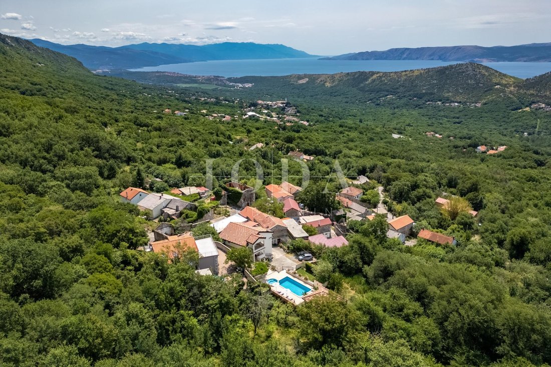 House in Vinodolska opcina, Primorje-Gorski Kotar County, Croatia 3 - 16411474