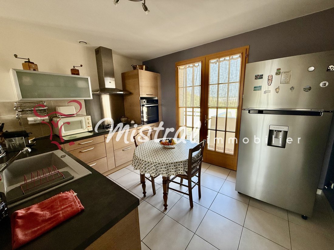 Villa in Centre Ville, Aigues-Mortes, France 4 - 16409528