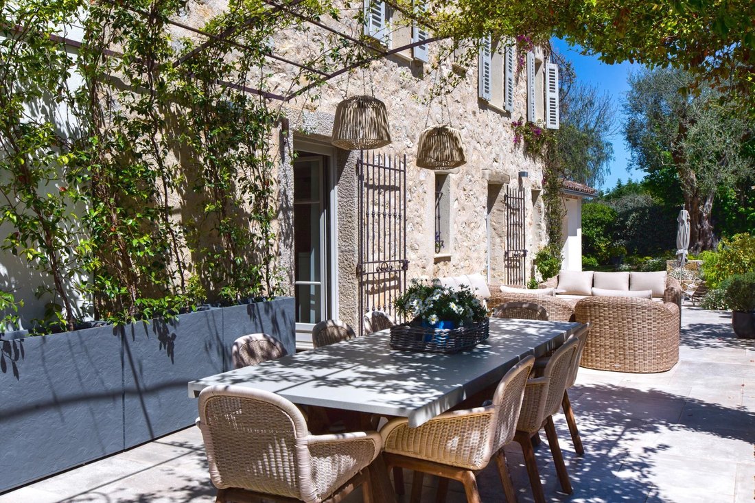 Villa in Valbonne, Provence-Alpes-Côte d'Azur, France 3 - 16412909