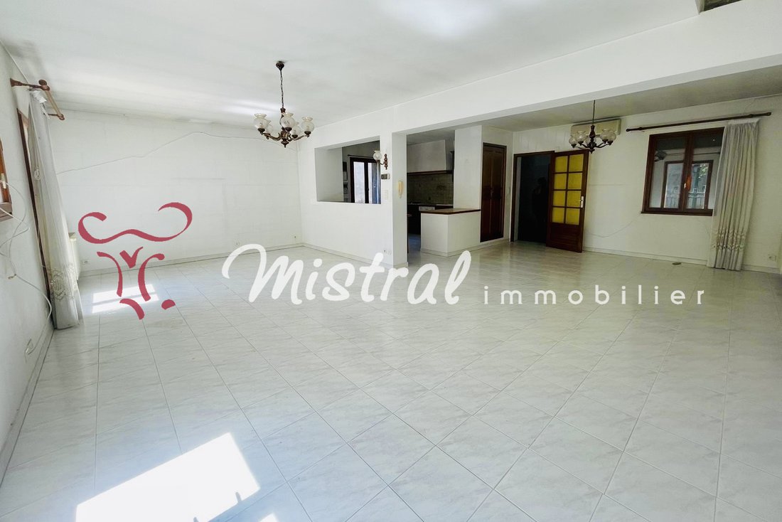 House in Centre Ville, Aigues-Mortes, France 2 - 16408884