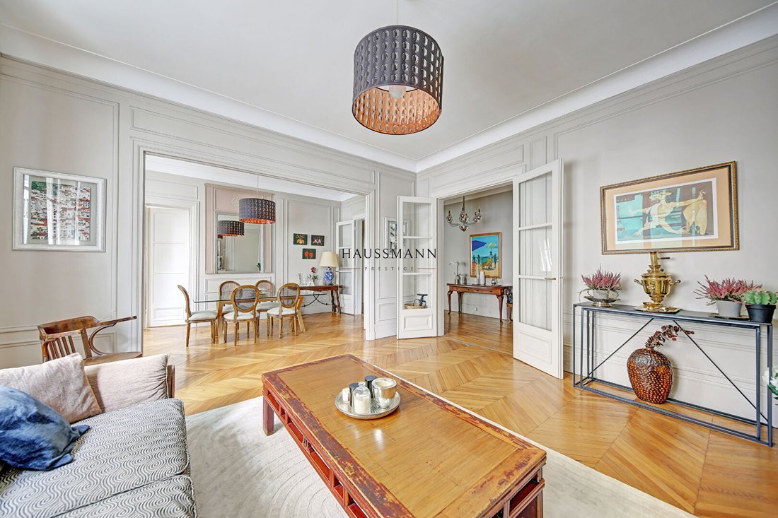 Apartment in Gros Caillou, Paris 7e Arrondissement, Paris 4 - 16413286