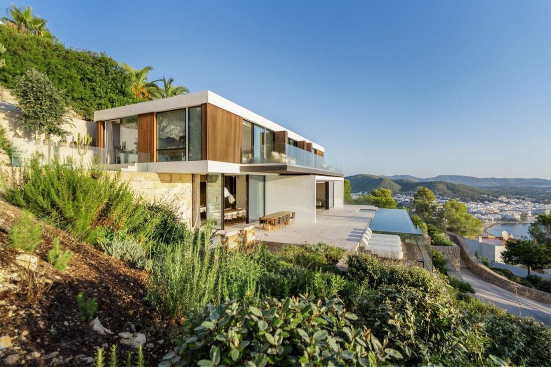 Villa in Santa Eularia des Riu, Balearic Islands, Spain 2 - 16408698