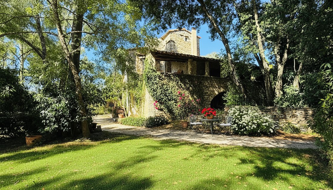Estate in Deaux, Occitania, France 2 - 16409500