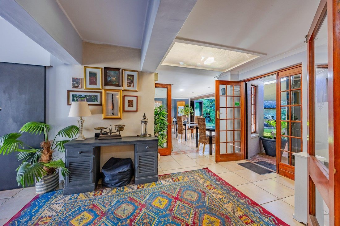 House in Eversdal Heights, Cape Town, South Africa 2 - 16152225