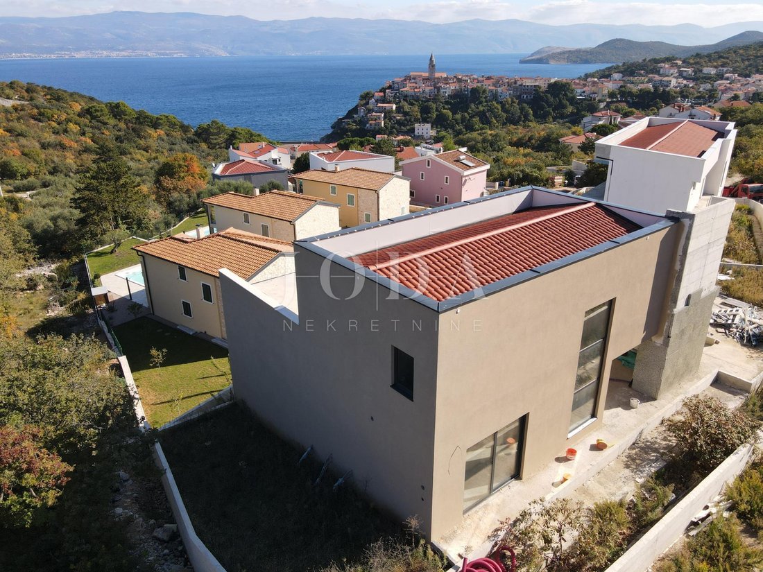 House in Vrbnik, Primorje-Gorski Kotar County, Croatia 1 - 16253399
