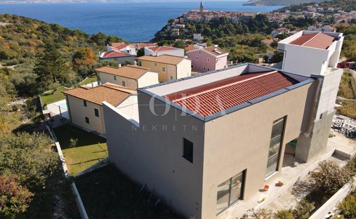 House in Vrbnik, Primorje-Gorski Kotar County, Croatia 1
