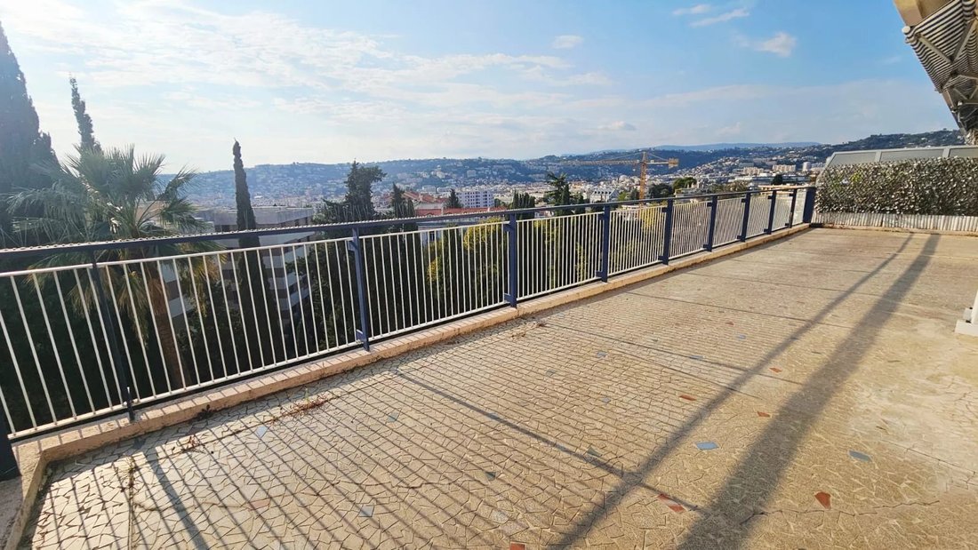 Wohnung in Nizza, Provence-Alpes-Côte d'Azur, Frankreich 1 - 16402871