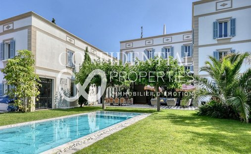 Casa en Sanary-sur-Mer, Provenza-Alpes-Costa Azul, Francia 1