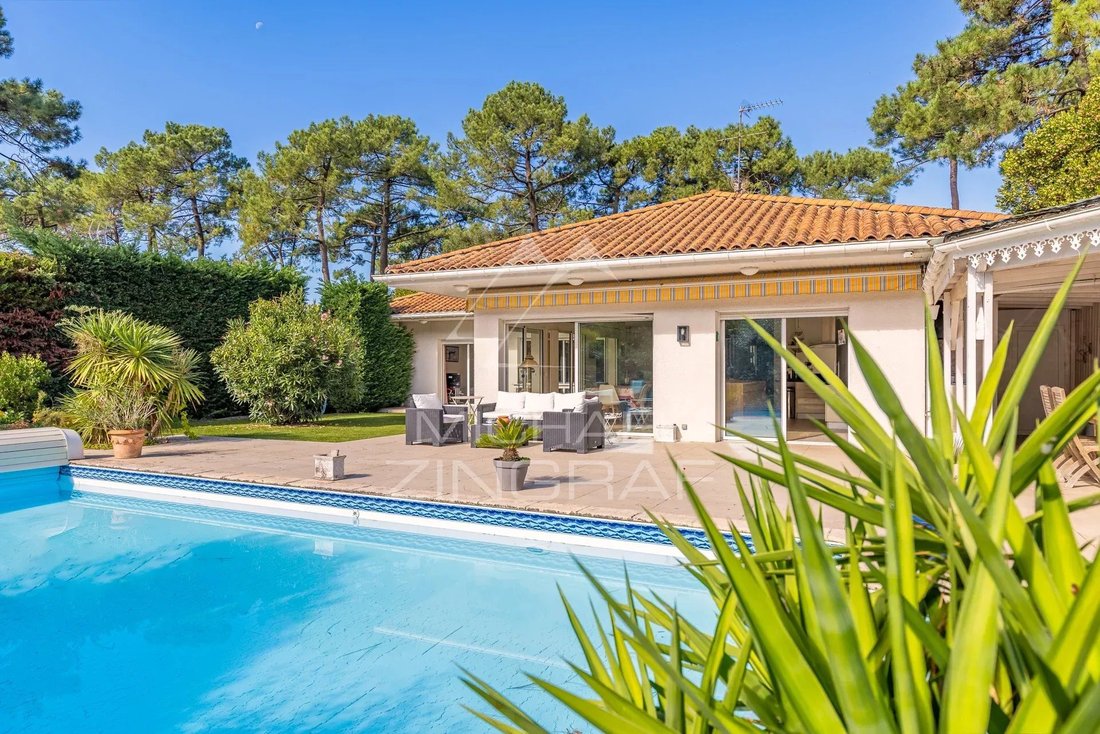 House in Le Moulleau-Les Abatilles, Arcachon, France 1 - 16409761
