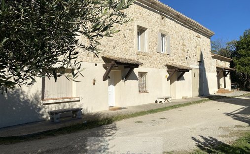 13th Historic Castle With Majestic Park And Pool