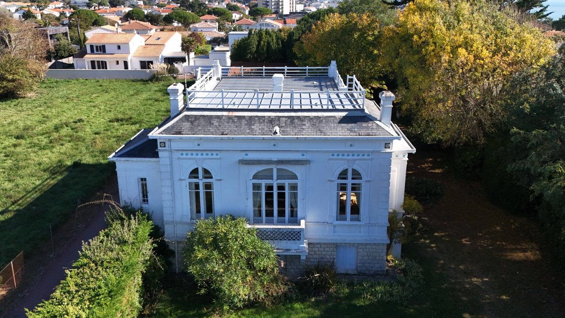 House in Vaux-sur-Mer, Nouvelle-Aquitaine, France 2 - 16412575